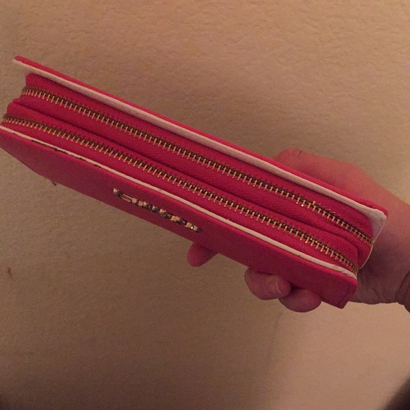 Wallet - Picture 2 of 4